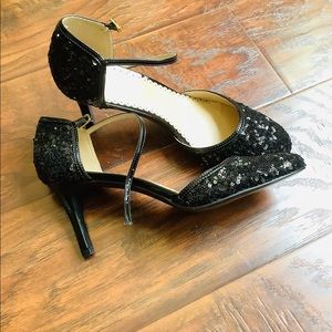 Dressy sequined pumps NEW ❤️